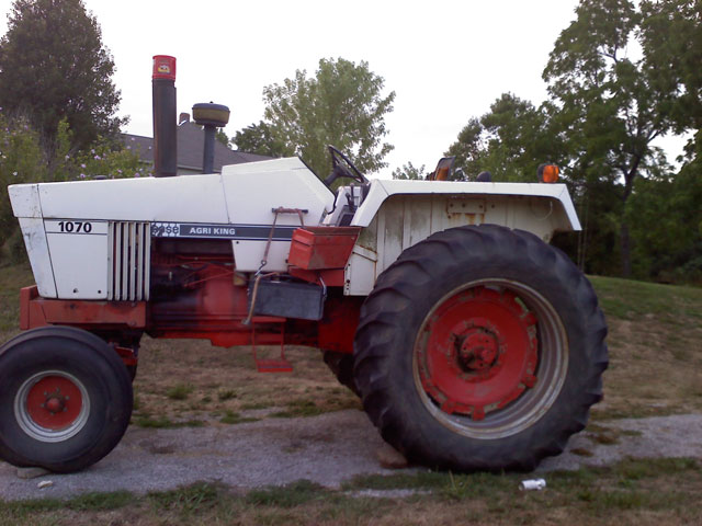 1980s 1070 Case Tractor