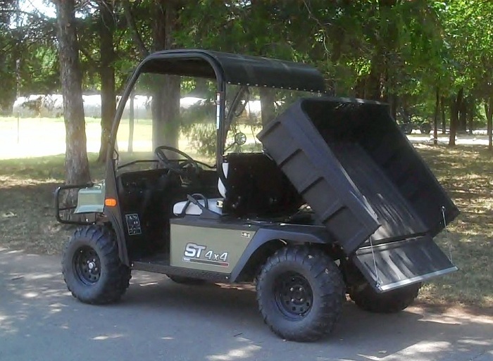 EZ GO 4X4 Utility Vehicle