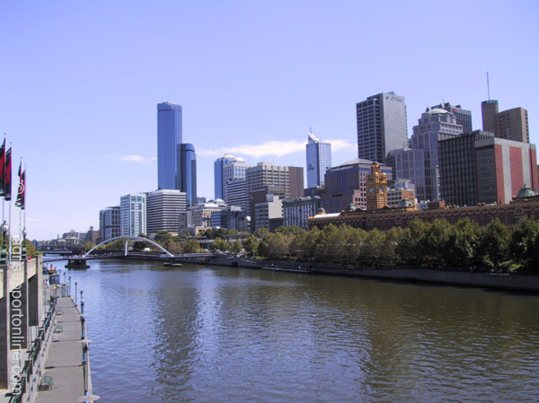 2001_down_town_melbourne_australia