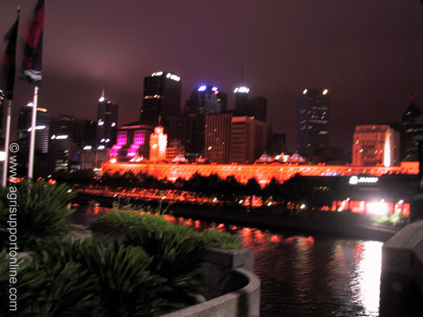 2001_melbourne_at_night_victoria_australia