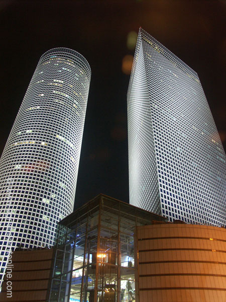 2004_azrieli_towers_tel_aviv_israel_4