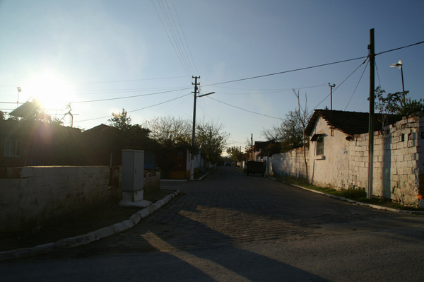 Village in Turkey 2007 - cat0817