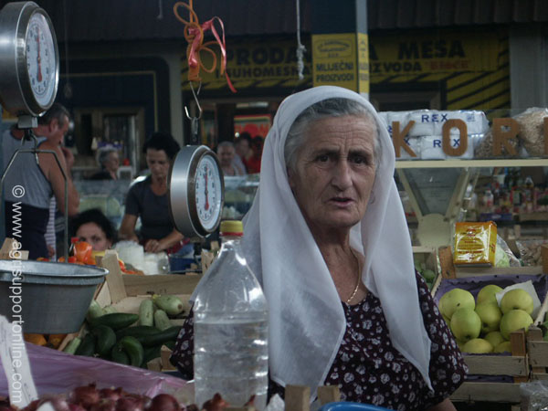 2003_market_in_bar_montenegro