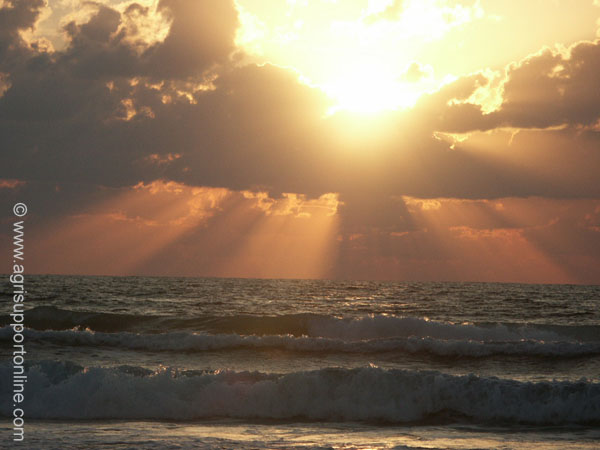 2002_sunset_over_beit_yanai_beach_israel