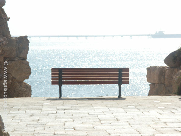 2004_caesarea_beach_israel