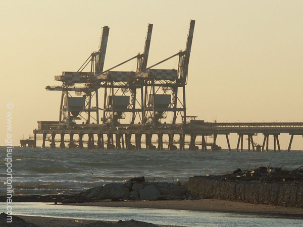 2004_coal_wharf_hadera_israel