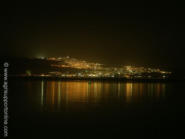 2004_sea_of_galilee_ein_gev_israel