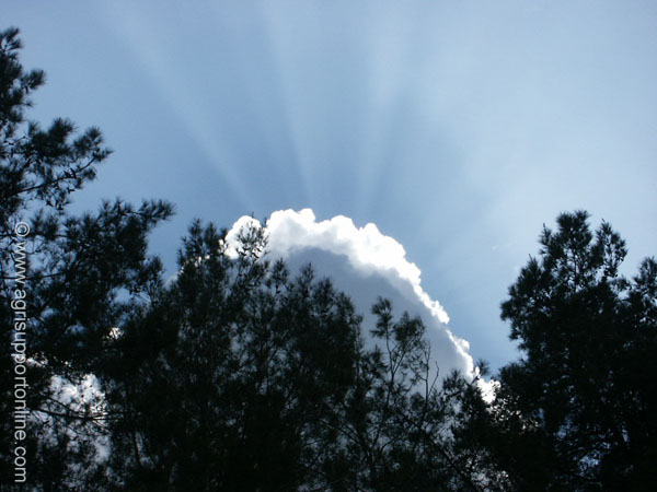 2003_cloud_and_sun_israel